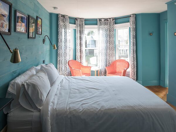 Sunny Room
